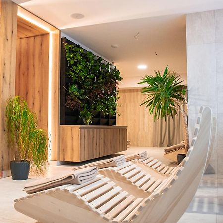 Rm Hotel Wellness & Congress Prievidza Exterior foto