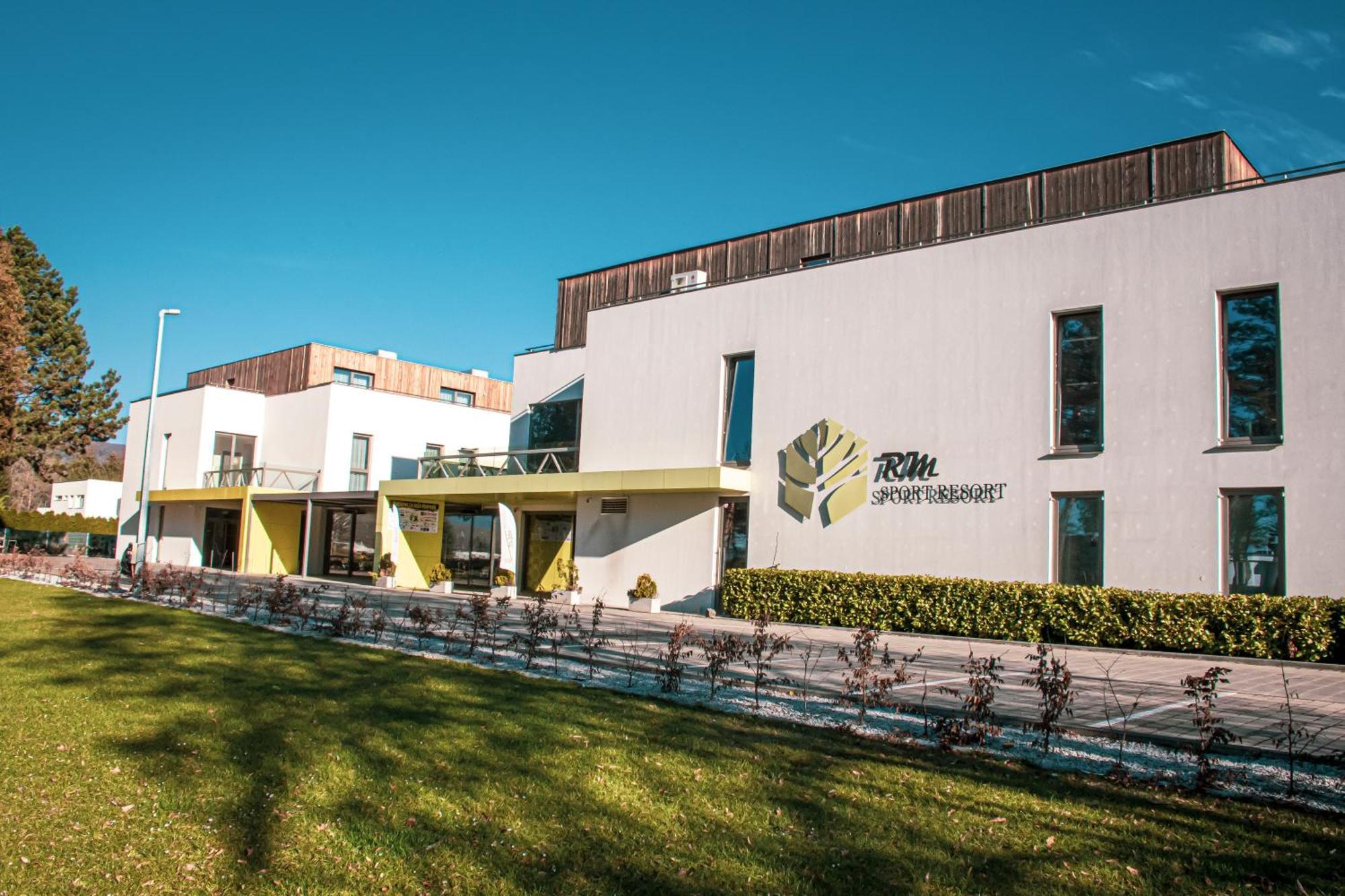 Rm Hotel Wellness & Congress Prievidza Exterior foto
